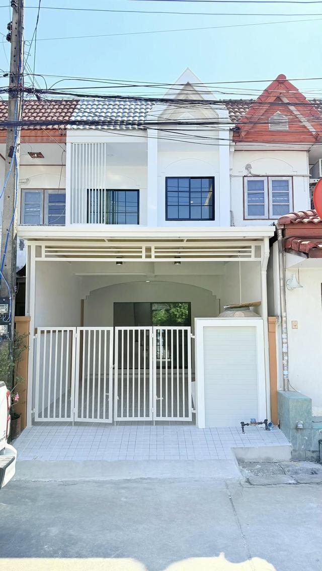 ขายหมู่บ้าน ฉัตรณรงค์4 (ถนนเมน) 1