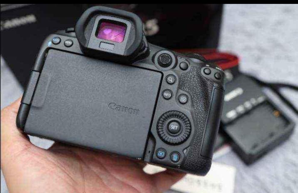 กล้อง canon eos R5 มือ2 สภาพใหม่ทุกจุด 2