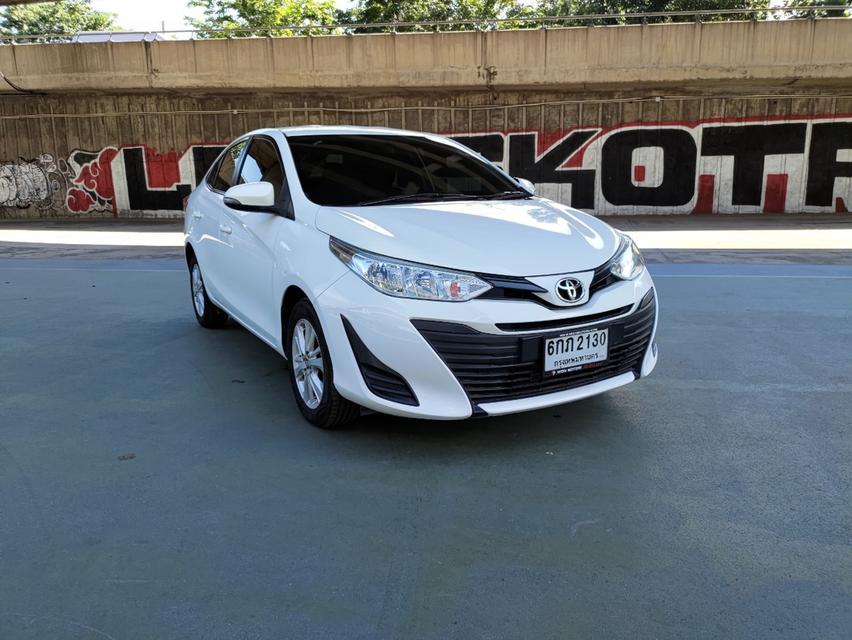 ขายรถ Toyota Yaris Ativ 1.2E ปี 2017 สีขาว  1