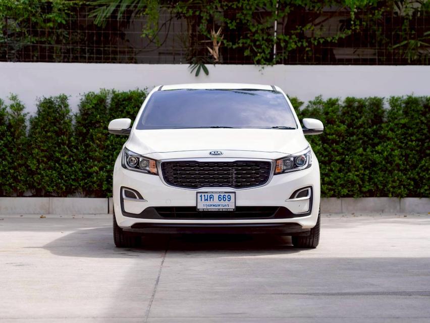 Kia Carnival 2.2LX ปี21 2