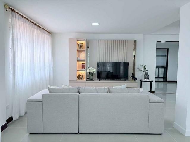 MHR206 ปล่อยเช่าบ้านเดี่ยวห้วยขวาง พื้นที่ใช้สอยจุกๆ 500 ตร.ม. 6 ห้องนอน 4 ห้องน้ำ ทำเลดีเดินทางสะดวกใกล้ MRT สุทธิสาร 1