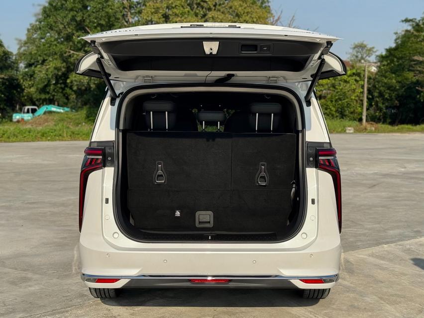 MG. Maxus9 Y2023 Van 2dr V 7st Reduction Gear 1sp FWD 6