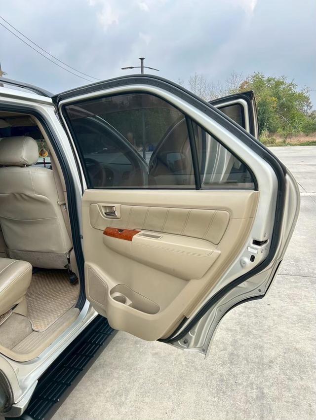 (แจ้งรหัสรถ BK1788) 🚘 Toyota Fortuner 3.0 V 4WD PPV ปี 2010 รูปที่ 12