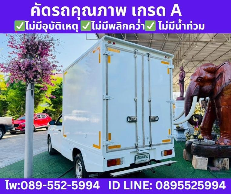 2022 Toyota Hilux Revo 2.4 Single Cab Entry 6