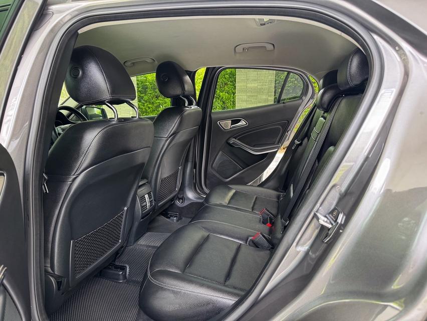 รหัสรถ AVA3003 ✨Mercedes Benz GLA200 Urban ปี 2019 W156 Facelift 14