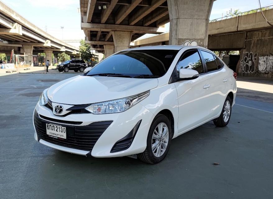 Toyota Yaris Ativ 1.2 E AT 2017 เพียง 309,000 บาท จัดได้ล้น 3