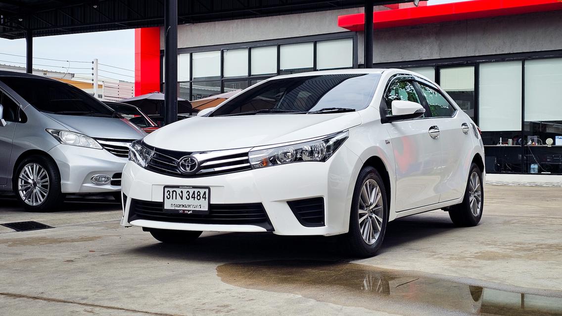 ขายรถ Toyota corolla Altis 1.6G ปี 2014 สีขาว เกียร์ออโต้
