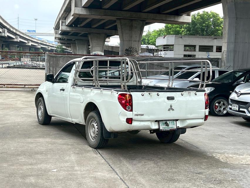 ขายรถ Mitsubishi Triton 2.4 หัวเดียว ปี 2014 สีขาว เกียร์ธรรมดา รูปที่ 6