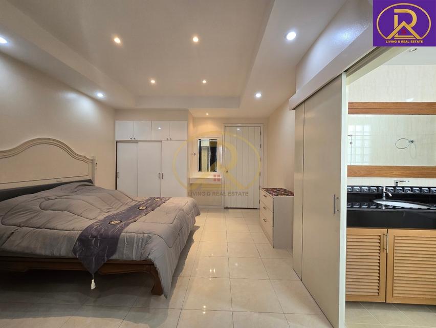 ให้เช่าคอนโด2ห้องนอนใหญ่ เขาพระตำหนักพัทยา เดอะเบย์ วิว 2 (The Bayview 2 Condominium) ให้เช่าระยะสั้นได้ เมืองพัทยา อ.บา