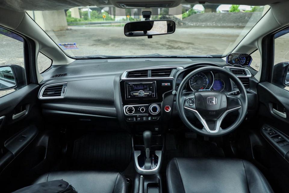 🔥 HONDA JAZZ GK V+ ปี 2019 — ไมล์ 7 หมื่นโล แต่งหล่อพร้อมใช้! 🔥Honda Jazz GK 1.5 V+ CVT ปี 2019สีเทา รูปที่ 13