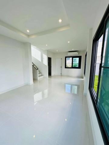 For Sale : Ratsada,Supalai Lake Ville Phuket 2-story detached house, 4 Bedrooms 3 Bathrooms 4