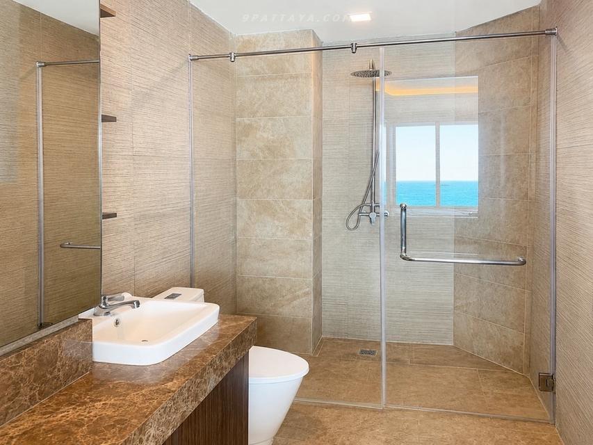 Urgent Sale — Large Corner Sea View Condo at Paradise Ocean View PattayaFire sale condo at Paradise Ocean View Pattaya. Spacious corner unit 14