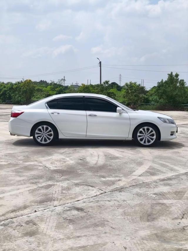 HONDA ACCORD 2.4 TECH SUNROOF 2014 4