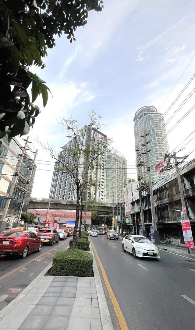 ให้เช่าอาคารพาณิชย์ 3 คูหา ติดถนนพระราม4 สุขุมวิท 4