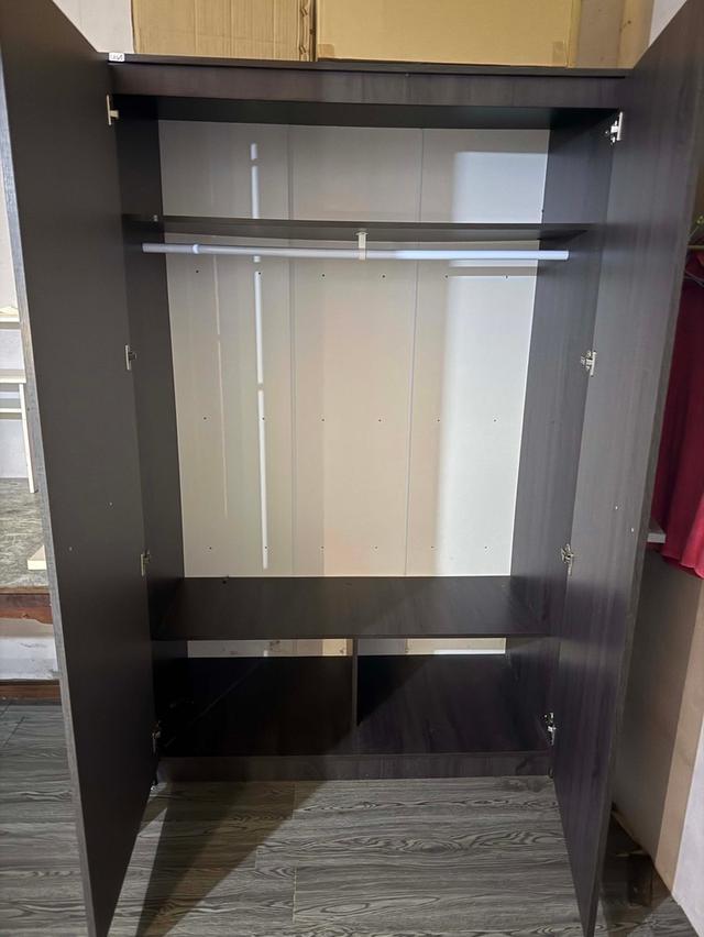 ตู้เสื้อผ้ามือสองสภาพเหมือนมือหนึ่ง