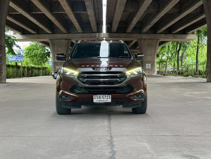 Isuzu MU-X 3.0 Ultimate 2WD Year 2022 6