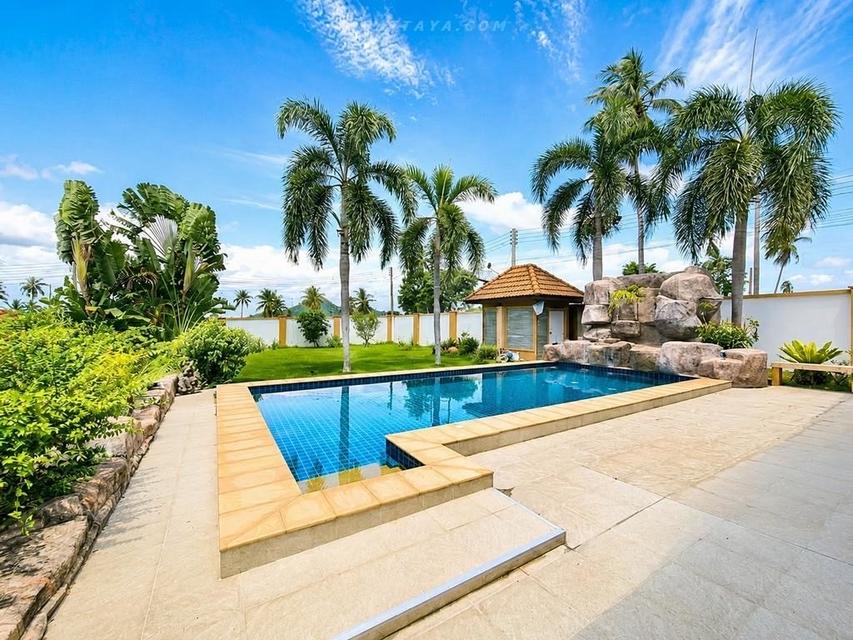 For Rent / For Sale — Spacious Pool Villa near Bang Saray and Sai Kaew BeachSpacious pool villa for rent or sale with a large land plot, 2