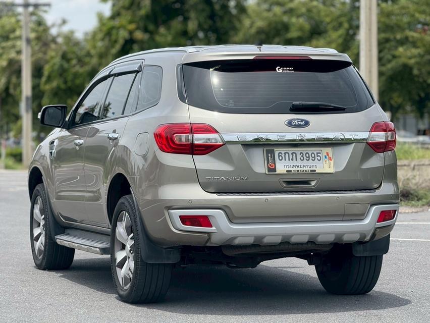 FORD EVEREST Wagon 4dr  Titanium+ 7st Auto 6sp RWD 2.2DC  Y17. สีน้ำตาล  เกียร์ออโต้ 7