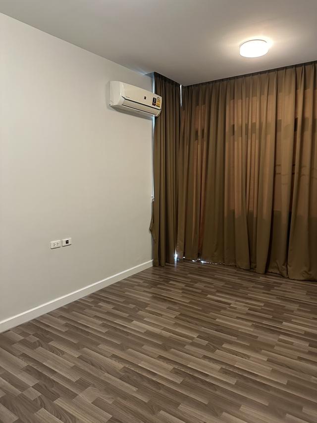 ขายทาว์นโฮม 3 ชั้น พร้อมอยู่ บิ้วอินทั้งหลัง  ทำเลดีมาก ใกล้รถไฟฟ้าสีชมพู สถานีบางชัน 13