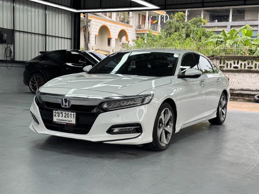 (แจ้งรหัสรถ WMT2011) Honda Accord 2.0 e:HEV TECH ปี 2022