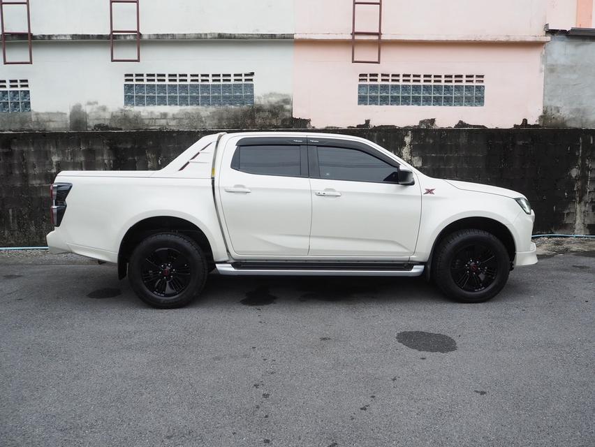 ISUZU D-MAX HI-LANDER CAB-4 1.9 X-series M/T ปี2022