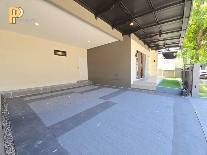 บ้านหรู Luxury Living ใจกลางพัฒนาการ รีโนเวทใหม่ พร้อมอยู่ ในโครงการคุณภาพ The City Pattanakarn 3