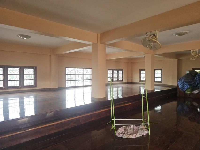 ขายตึก 3 คูหา เนื้อที่ 46 ตาราง 2