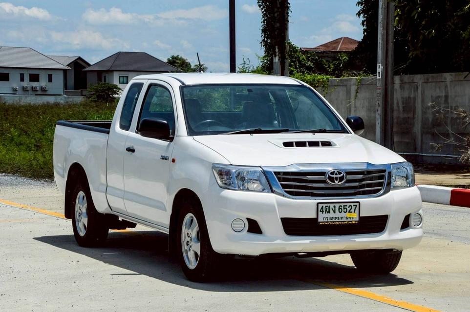 Toyota Vigo Smart Cab 2.5J MT ปี 2013 ไมล์ 205,xxx สีขาว