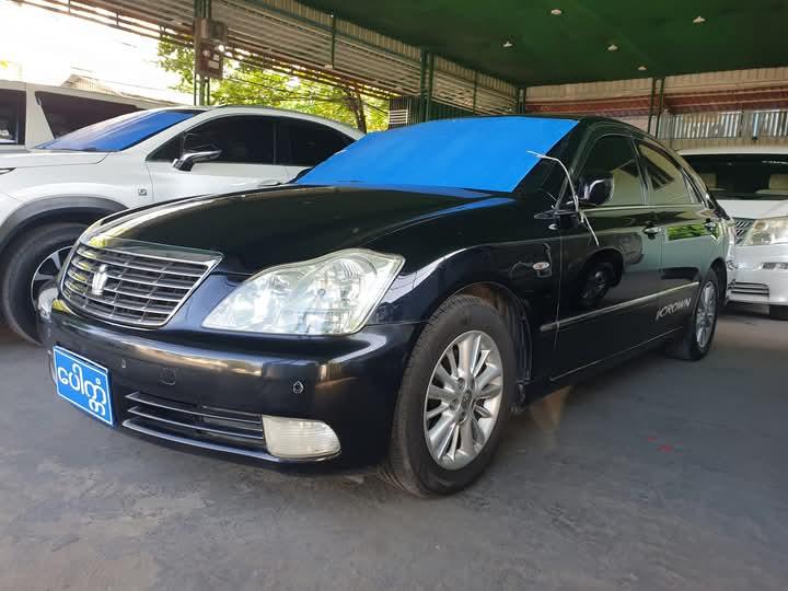 Toyota Crown ปี 2004 2