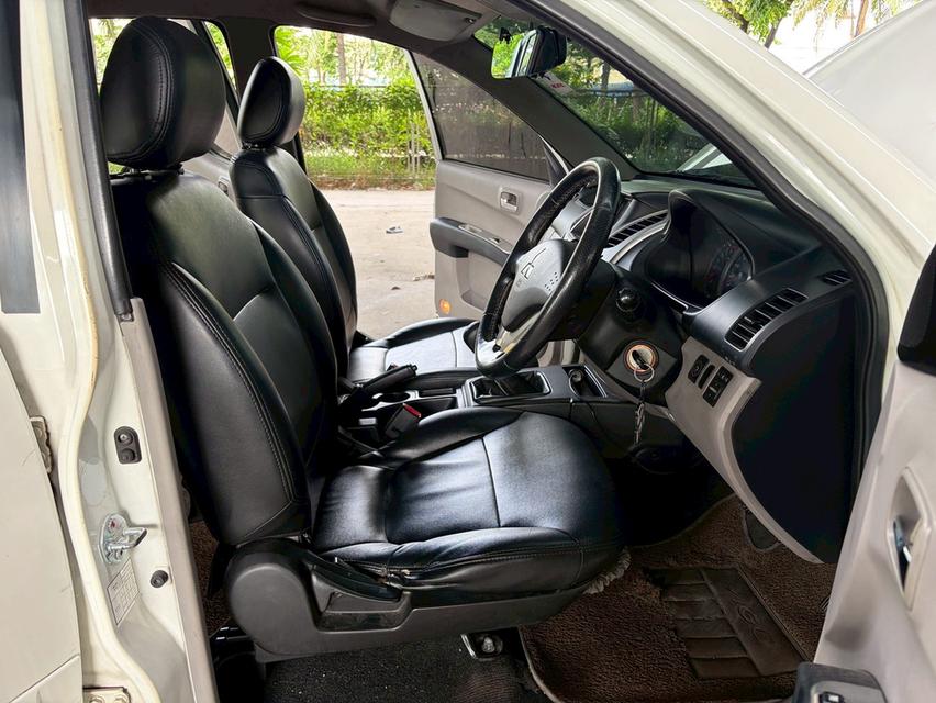 2011 Mitsubishi Triton Plus DBL 2.4 CNG MT ไมล์193,xxxkm แก็สโรงงาน เบนซิล 2,400CC เกียร์ธรรมดา รูปที่ 5