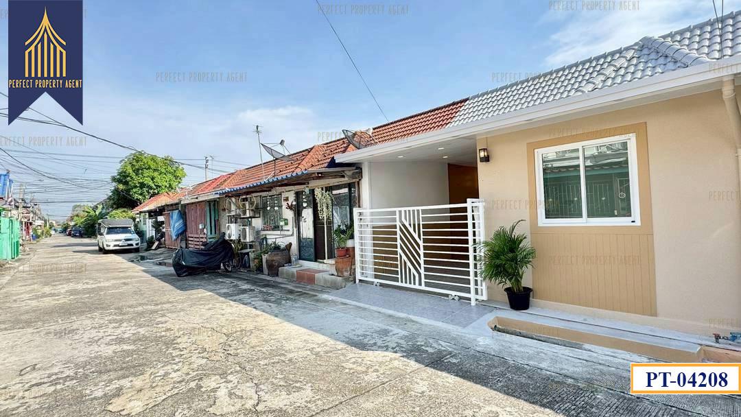 ทาวน์เฮ้าส์ชั้นเดียวบัวทอง 4 บางบัวทองราคาย่อมเยาว์ 2