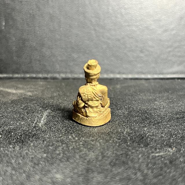 รูปหล่อพ่อแก่ฤาษี เมืองอุบลราชธานี 2