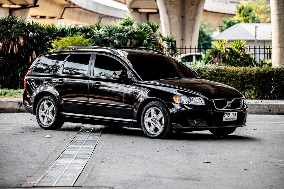 Volvo V50 2.0 AT ปี 2010 สีดำ สวยสภาพดี 4