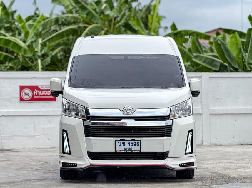 รหัสรถ WRT4596 2023 TOYOTA COMMUTER, 2.8 AT 3