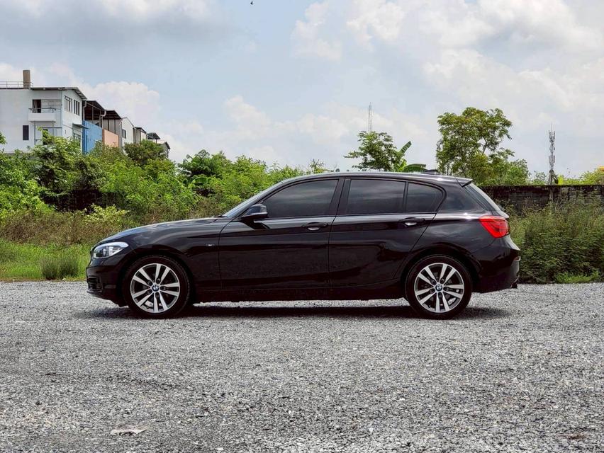 BMW 118i Sport Line Hatchback (F20) LCI 2016 แฮทช์แบ็กสุดหรู คล่องตัว ปลอดภัย ราคาประหยัด