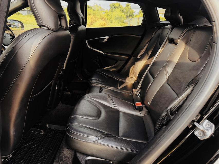 ปี2018 VOLVO V40 T4 (MNC) TOP มือเดียวป้ายแดง รูปที่ 15
