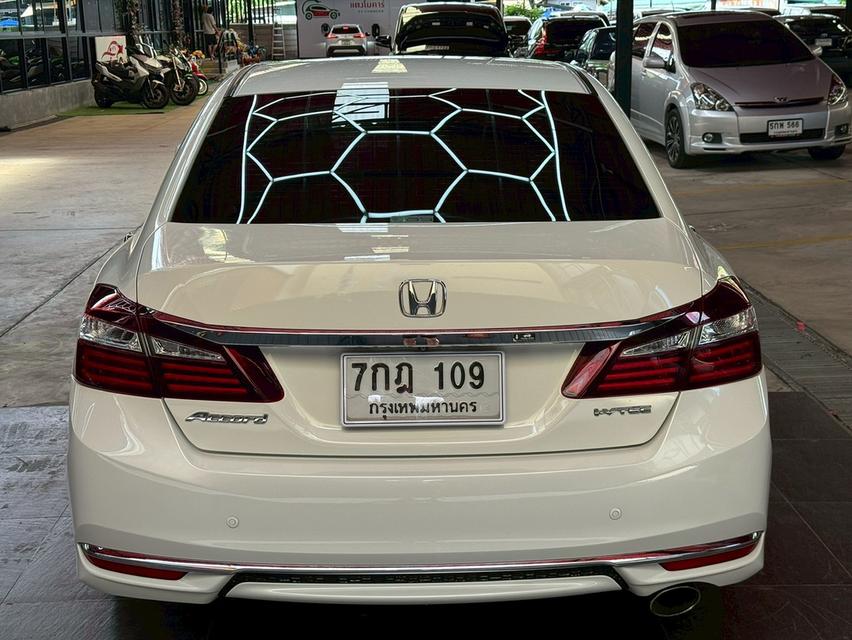 HONDA ACCORD 2.0 EL ปี 2017 รูปที่ 6