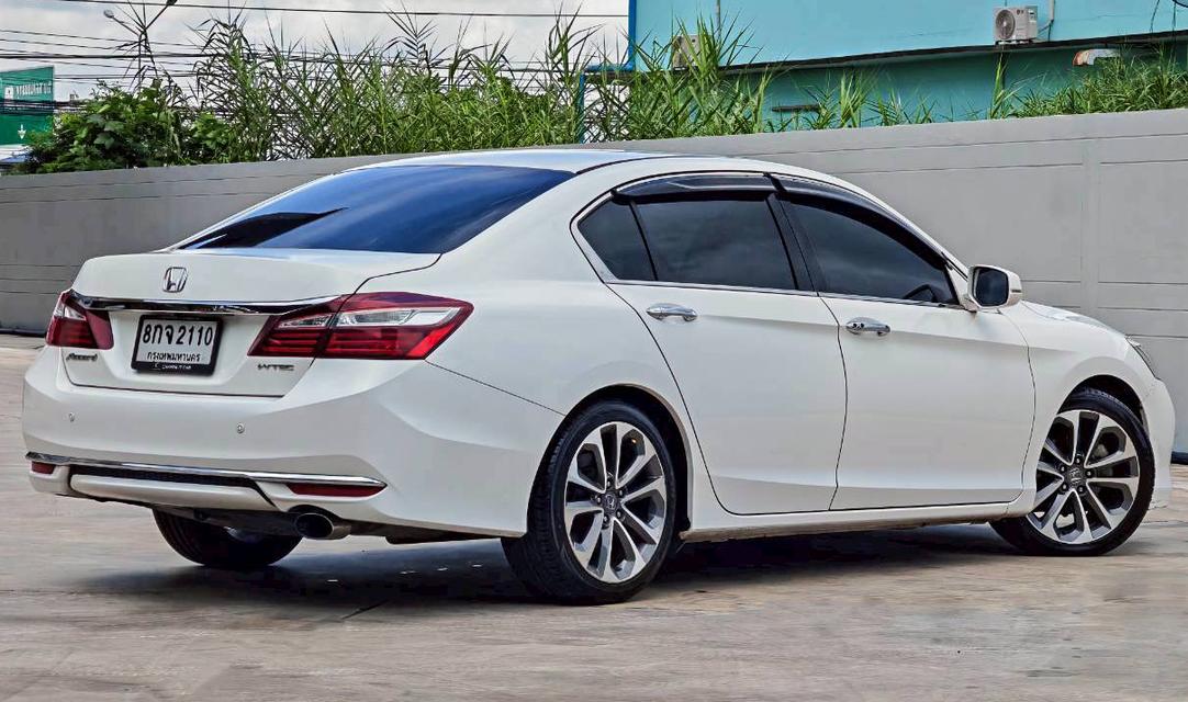 ขาย HONDA ACCORD 2.0 EL 2017 6