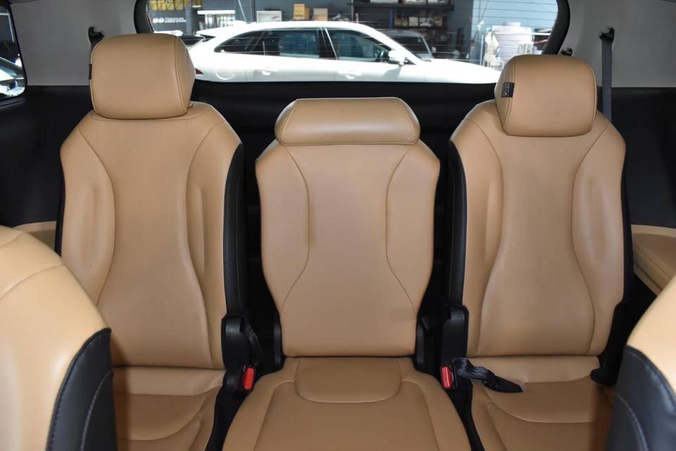 รหัสรถ JRS2122 รถสวยเข้าใหม่ KIA GRAND CARNIVAL 2.2 EX 2021 6