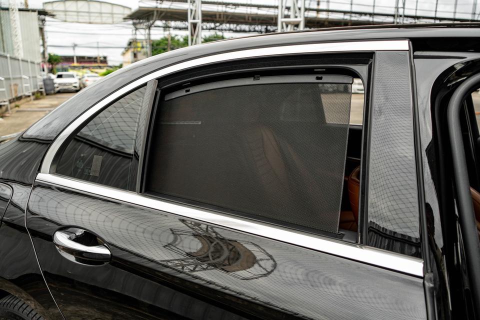 Mercedes-Benz E300e AMG 2.0 W213 AT 2020 ( 9กฬ 1023 )ไมล์ 133,xxx km.!!! ราคา 899,000 บาท รูปที่ 12