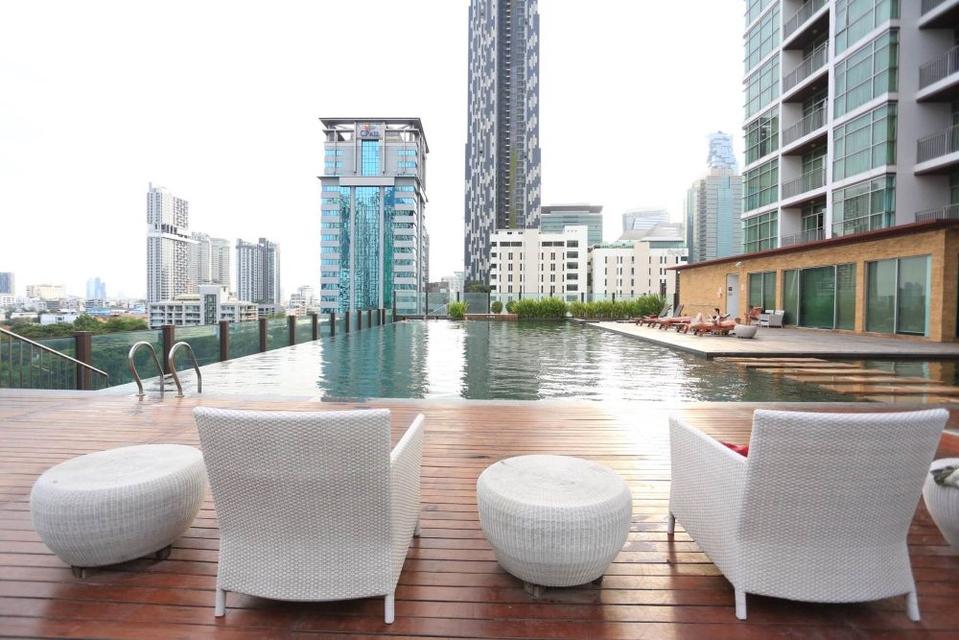 ขายคอนโด เออร์บานา สาทร ชั้น 21 วิวสระว่ายน้ำ ทำเลดี เดินทางสะดวก ใกล้รถไฟฟ้า BTS ศาลาแดง 18