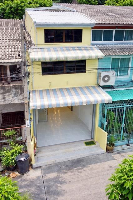 5 นอน 3 น้ำ 18 ตร.วา. 288 ตร.ม. ถ.พระราม3 ซ.สาธุประดิษฐ์ 52-60 BRT วัดดอกไม้ 1.0 กม.อาคารให้เช่า 4 ชั้น รีโนเวทใหม่ ฟังก 1