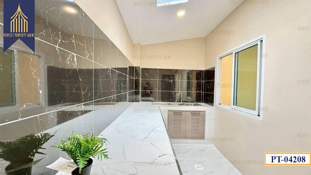 ทาวน์เฮ้าส์ชั้นเดียวบัวทอง 4 บางบัวทองราคาย่อมเยาว์ 9