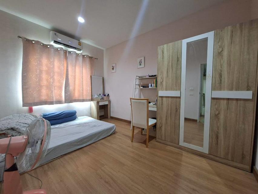 ขายบ้าน 2 ชั้น หมู่บ้านโกลเด้นทาวน์2 ลาดพร้าว-เกษตรนวมินทร์ ซอยนวมินทร์42 แยก27 15
