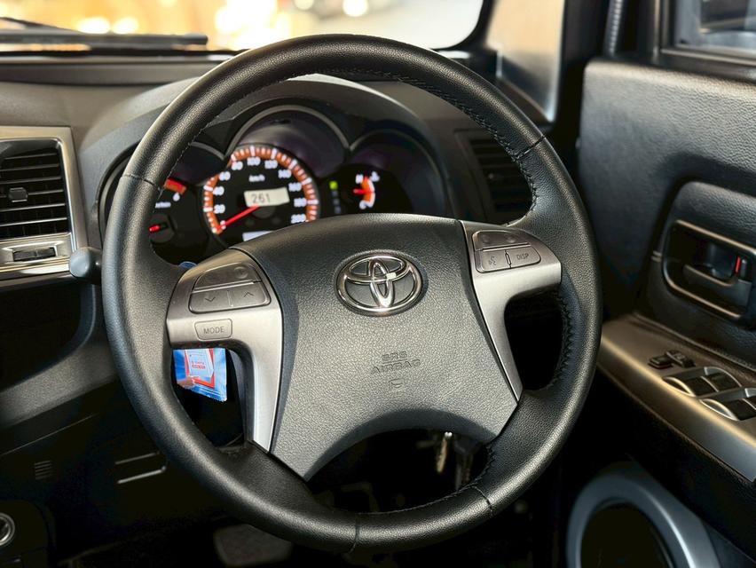 ปี 2015 THAI RUNG TRANSFORMER MAX, 2.5D4D 2WD 11 ที่นั่ง เกียร์ออโต้ เครื่องยนต์ดีเซล รูปที่ 8