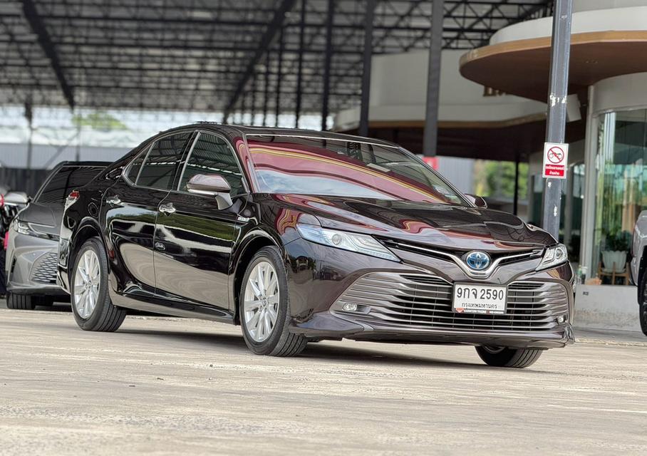 Toyota Camry 2.5Hev Premium ปี19