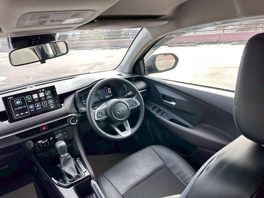TOYOTA YARIS ATIV 1.2 PREMIUM เกียร์  Auto สีเทา ปี 2022 11