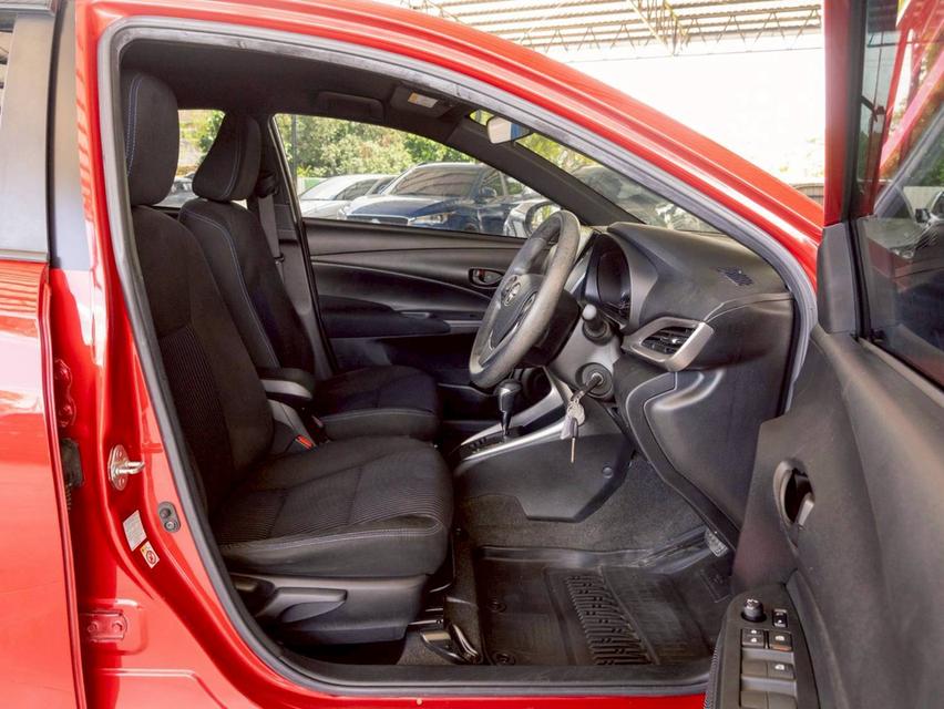 Toyota Yaris 1.2E ปี 2018 17