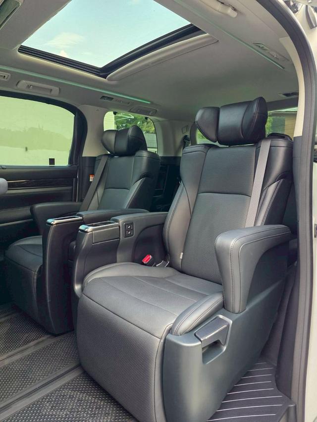 Toyota ALPHARD 2.5SC PACKAGE สีขาว ปี 2024 ไมล์ 17,000 กม. รูปที่ 11