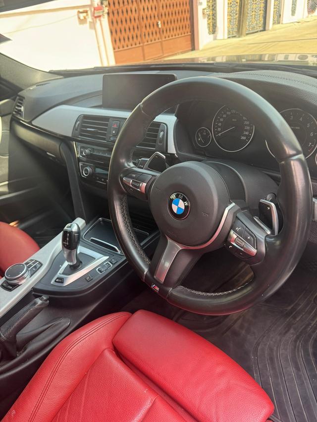 Bmw 330e m sport 2017 5